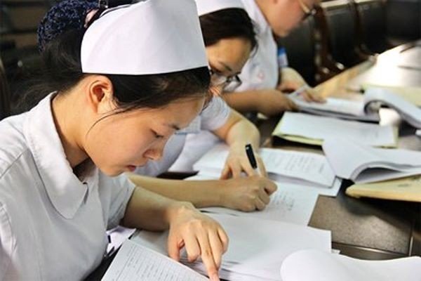 重庆医科大学专科专业录取分数线