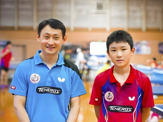 张本智和父亲简介