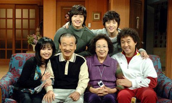 请问韩剧《传闻中的七公主》最后徐敏静和谁