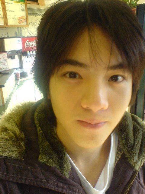 我想知道《我可能不会爱你》中的（Nic）是谁扮演的？