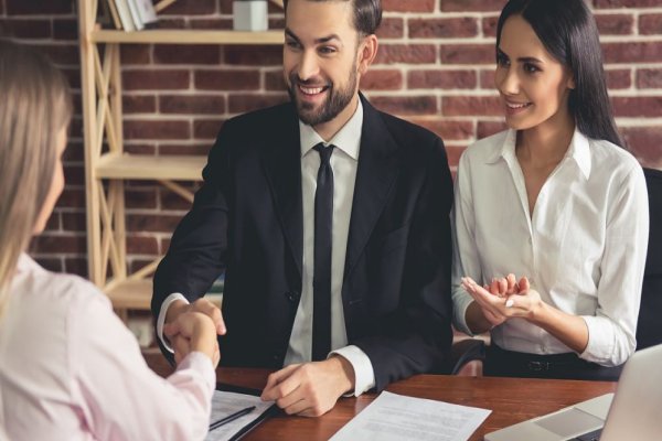 女儿的朋友4中汉字翻译