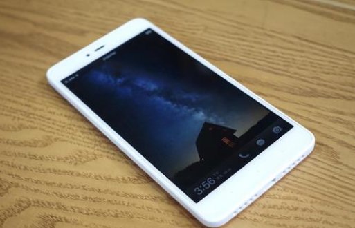 手机为什么会自动发送短信？