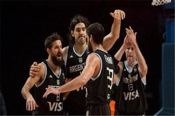 阿根廷拒绝逆转，两分险胜巴西夺得美锦赛冠军！这场比赛赢得有多不易？