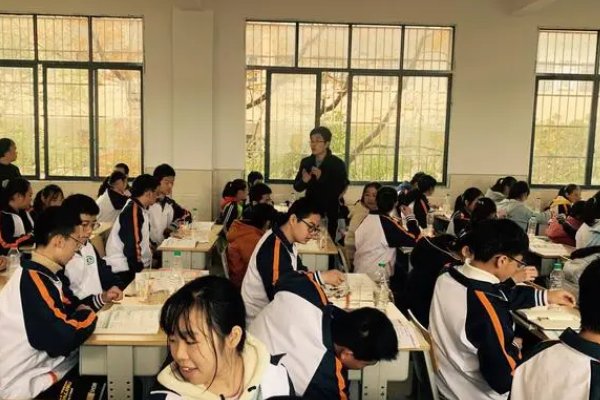 迫不及待是什么意思解释词语