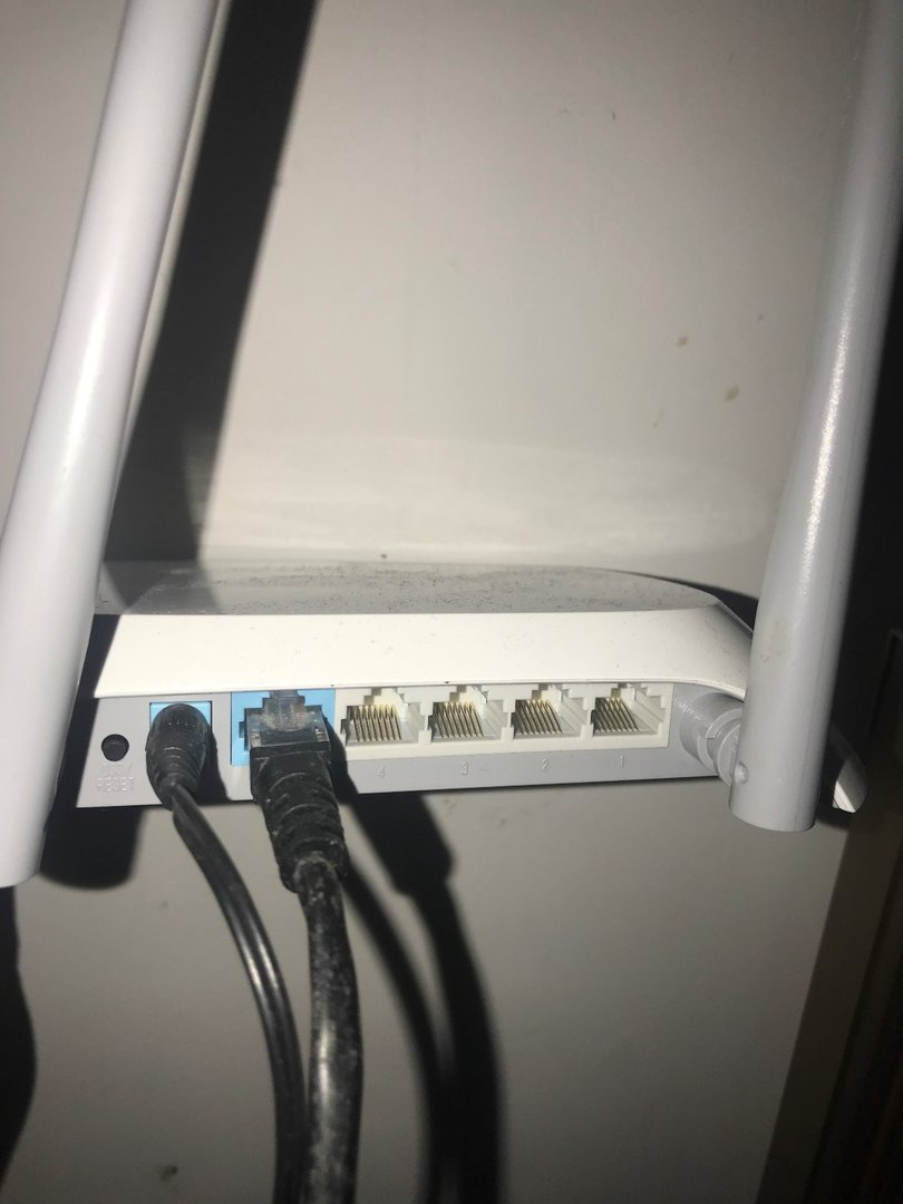 无线路由器怎么用网线连接上网呢？