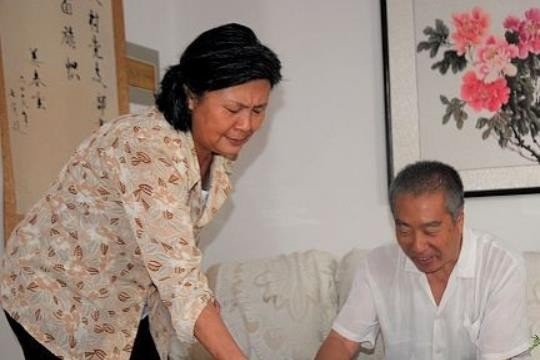 女人篱笆墙和狗演员表