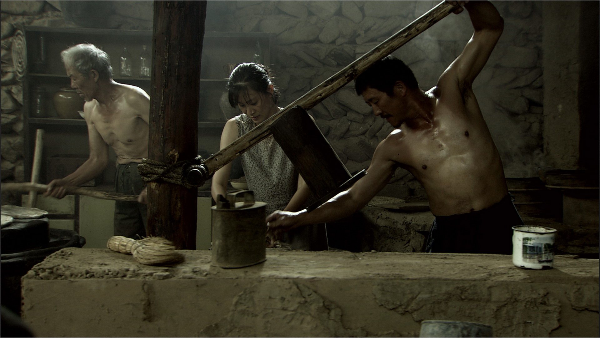 电影《喊山》红霞最后为什么说自己害死的腊宏？