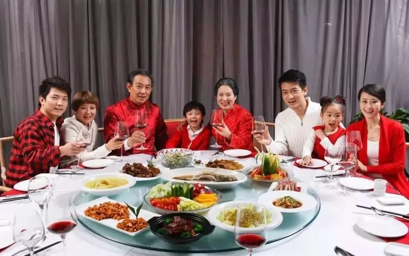 阖家幸福下一句怎么说？