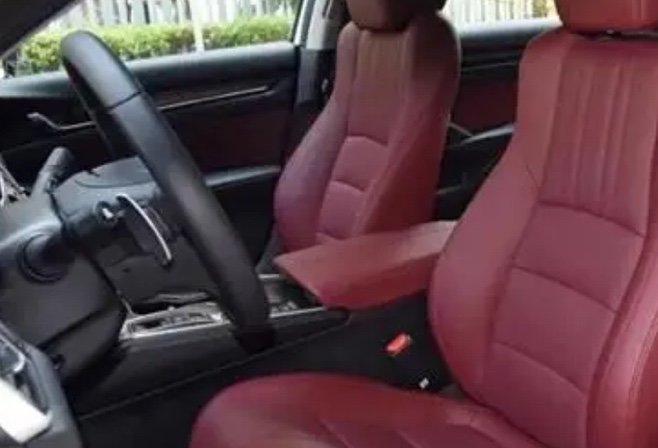 江西女子隔离15天后发现车上发霉长毛，汽车内饰霉斑怎么去除？