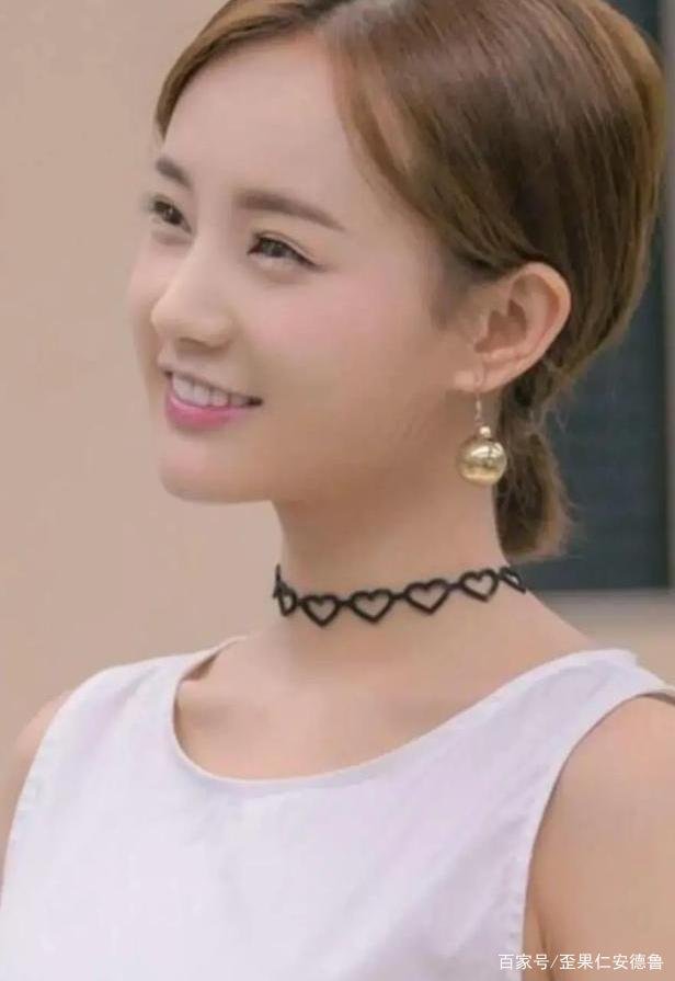 “笑看花开花落，淡看云卷云舒”这句诗你会怎样理解？