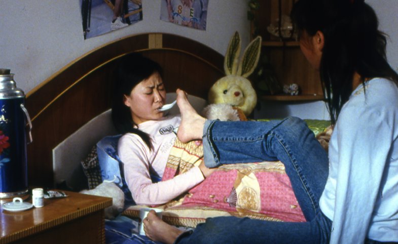 电影 《隐形的翅膀》主要内容,具体