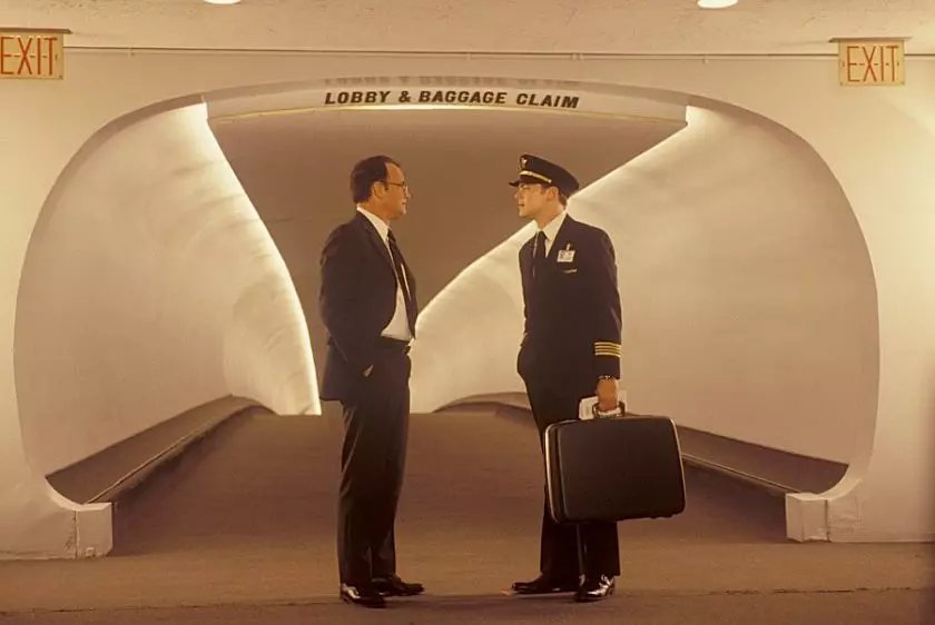 电影猫鼠游戏是真实的事吗?