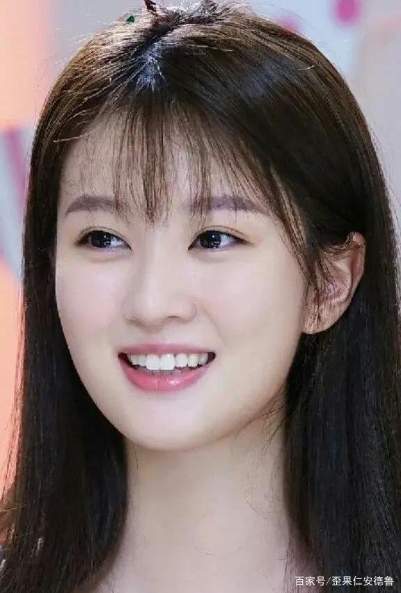 “笑看花开花落，淡看云卷云舒”这句诗你会怎样理解？