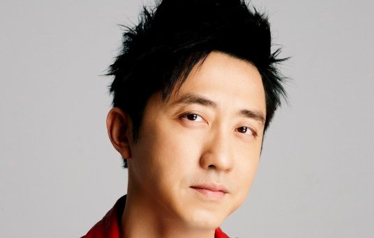 爱上你是我情非得已是哪首歌的歌词