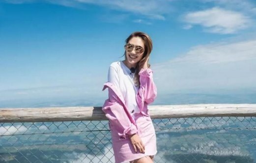 凹造型？什么意思？？