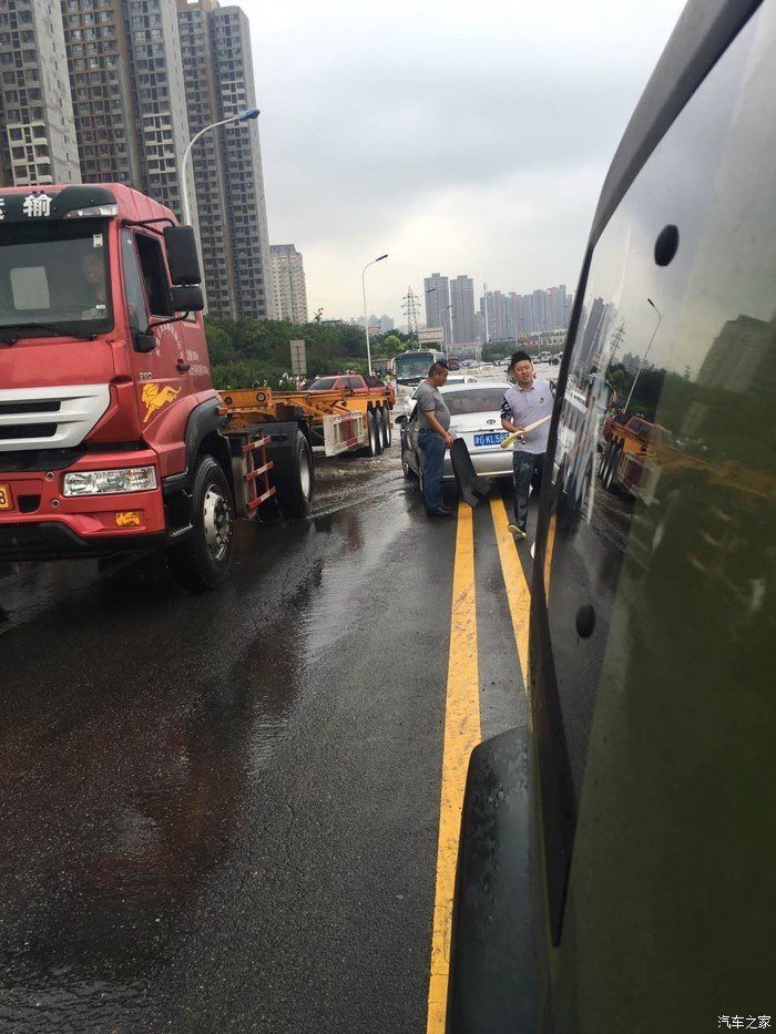 天津肆零极度公益救援，北京BJ40寻找需要帮助的车辆