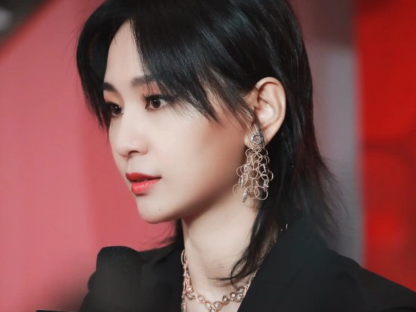 周笔畅的现任丈夫是谁