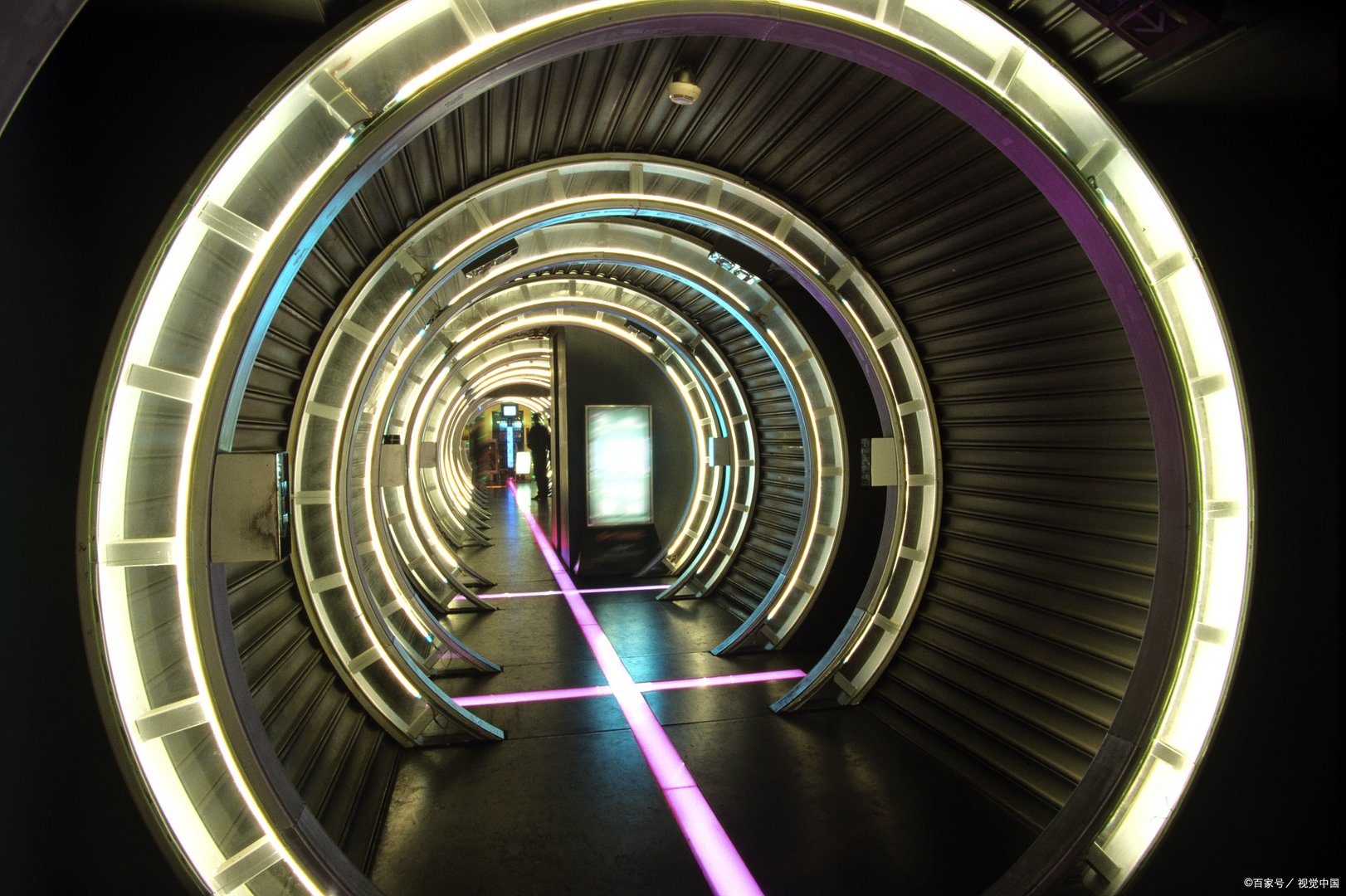 qq发黄会被网警抓吗