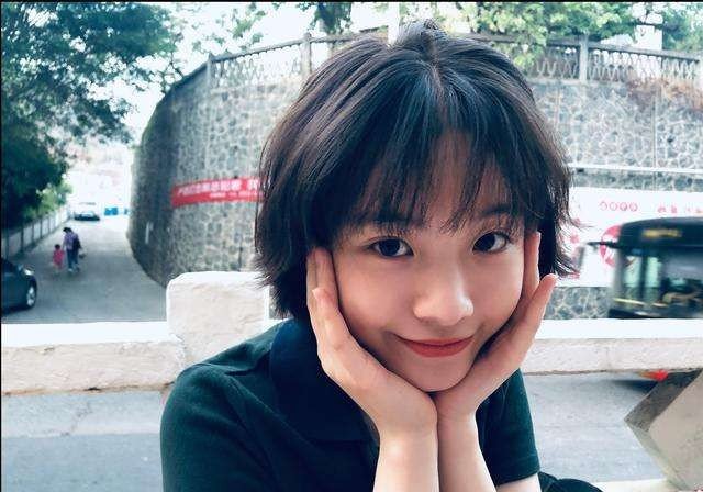 李庚希在哪上大学？