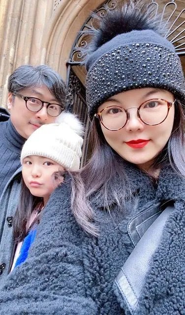 李湘自曝北京房产多到记不清，她到底有多少钱？