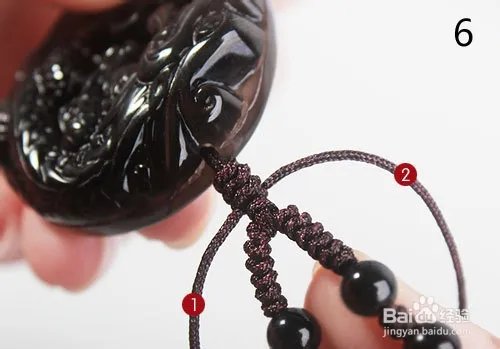 吊坠打结的方法(图解)
