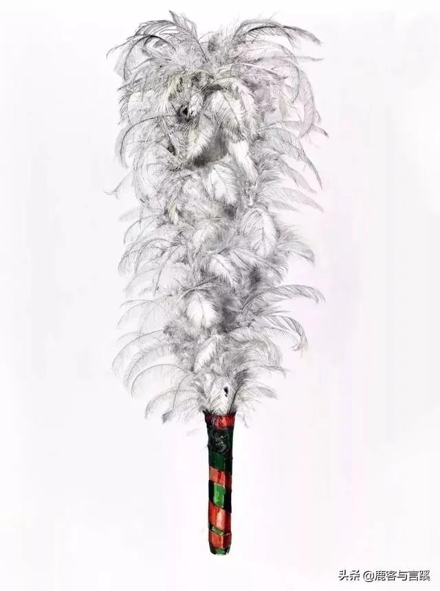 中央美术学院的精微素描是用什么笔画出来的？