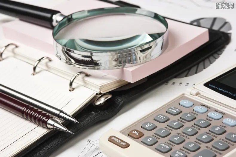 曼玲粥店剩肉再下锅被曝光 创始人邓公断如何回应？