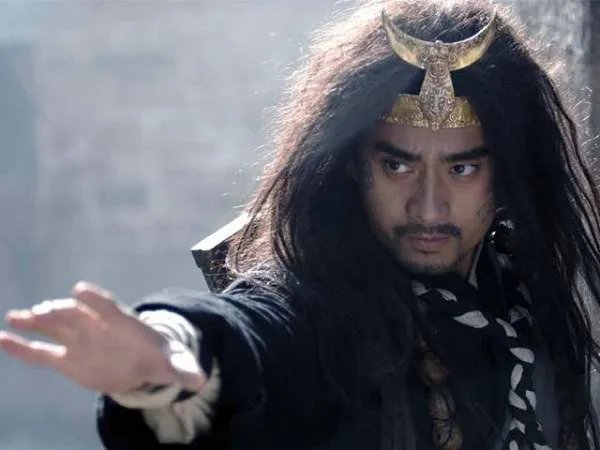 演员陈龙在上海做防疫志愿者，他身上有哪些可贵的品质？