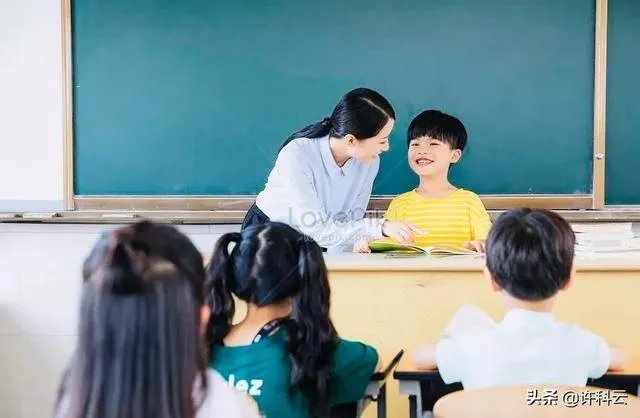 如何看待教育部发文「各地正式开学前不要提前开展网上教学」？