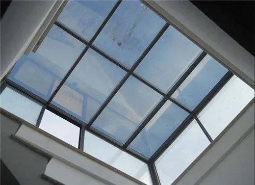 玻璃窗贴膜的好处 玻璃窗贴膜步骤