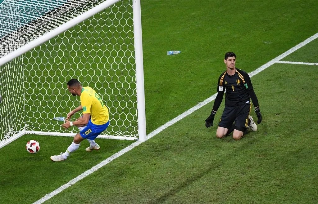 奥古斯托头球破门为巴西扳回一球吗？