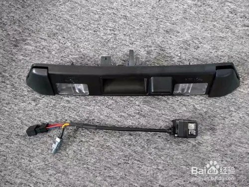 武汉新款奥迪TT无损升级原装12雷达自动泊车