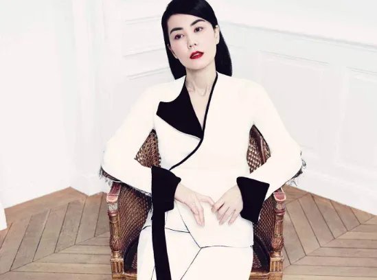 谢霆锋被爆求婚王菲4次被拒，刘嘉玲疑似透露他们真实关系，怎么回事呢？