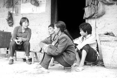 对于这个寒假张桂梅又踏上家访路这件事，你有何看法？