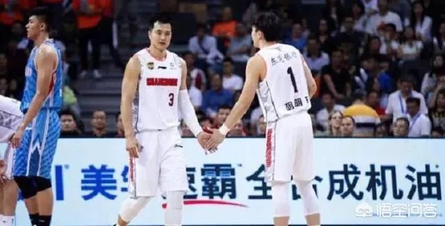 广东女篮夺冠，广东男篮的孟铎表示自己是冠军家属了，这是什么情况？