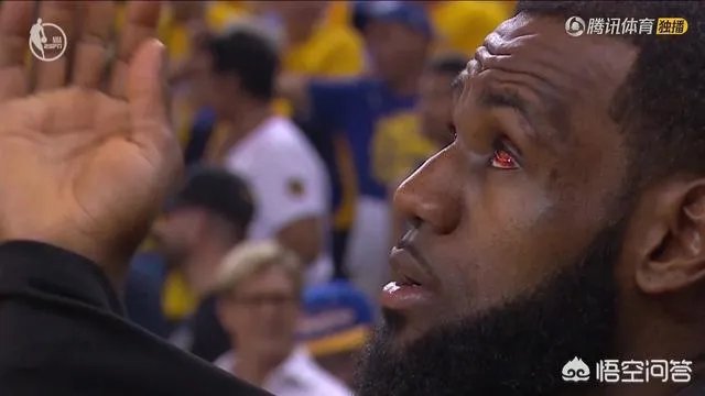 詹姆斯眼球都是血块，拉近镜头大家看到詹姆斯的眼睛之后，是什么感受？