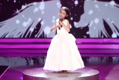 何静女儿何彦霖个人资料简历 网友直呼才艺梦想宝贝