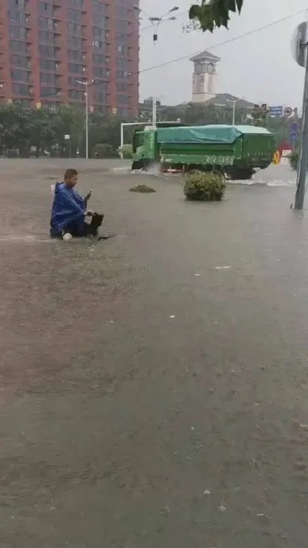 河南强降雨已致56人遇难5人失踪,从这起洪灾中我们该吸取哪些教训?