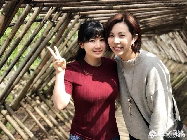 为什么福原爱的教练是个中国人?