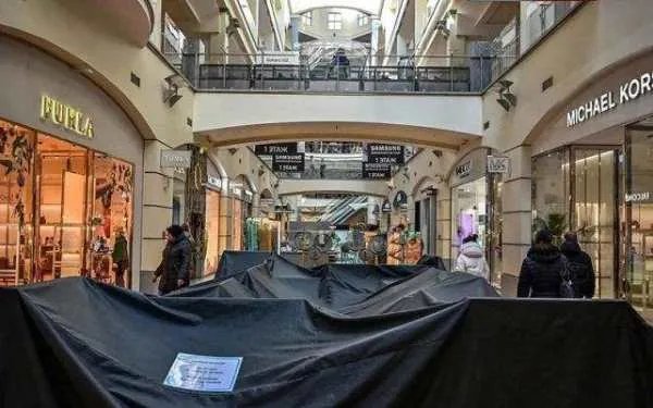 俄一些购物中心向耐克等品牌索赔，如何从法律角度解读此举？