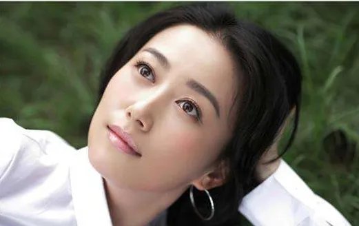 敌后武工队王霞是谁演的