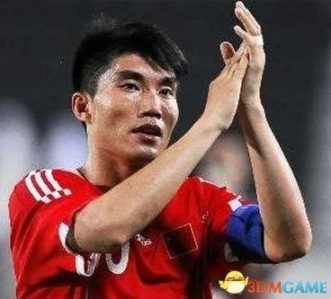 国足球票5块钱没人买 黄牛惨赔没法跟老婆交代