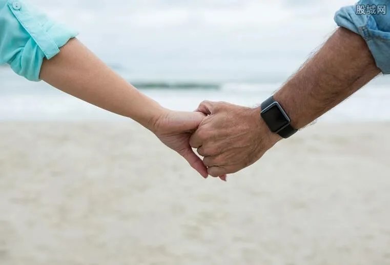 爱情银行app靠什么挣钱 爱情银行app真给钱吗