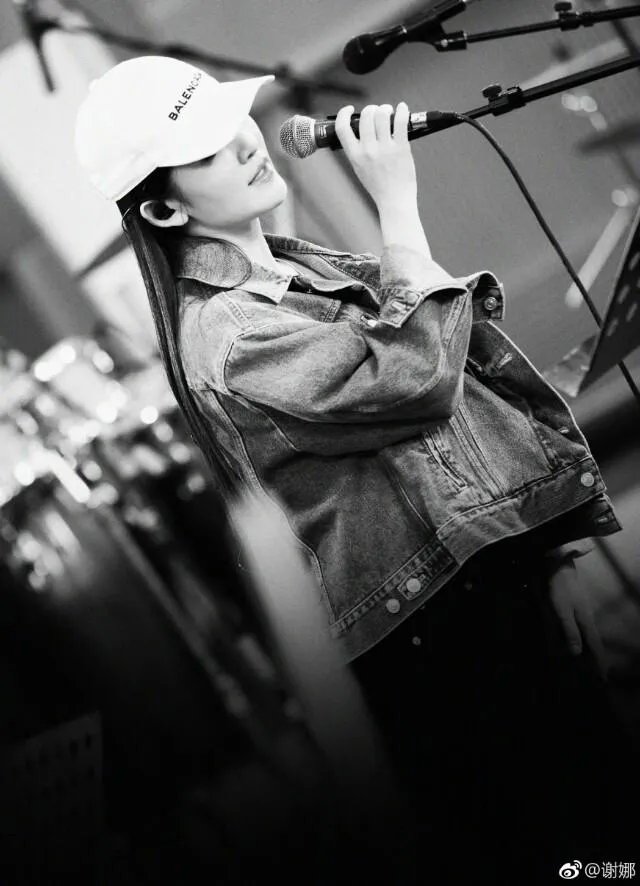 为什么谢娜微博粉丝是明星里最多的？