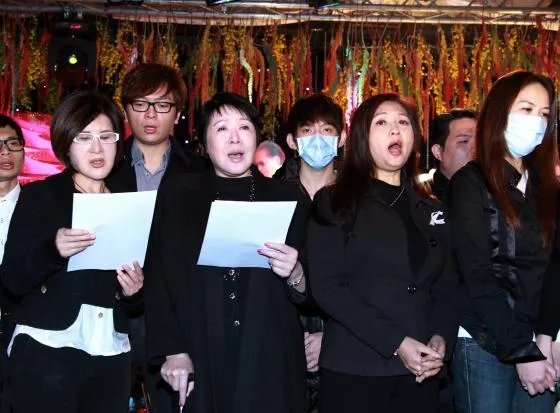 高凌风去世葬礼现场照片 高凌风妻子金友庄车震照片