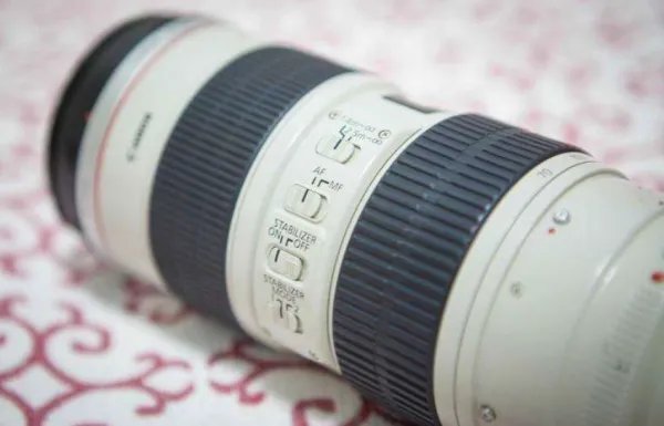 70200f2.8一代区别