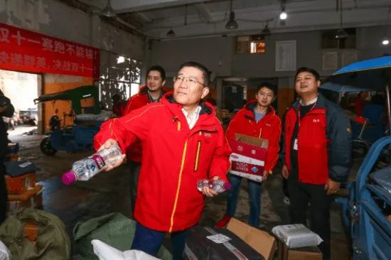 百世快递回应13吨包裹烧毁，快递烧毁都是怎么理赔的？