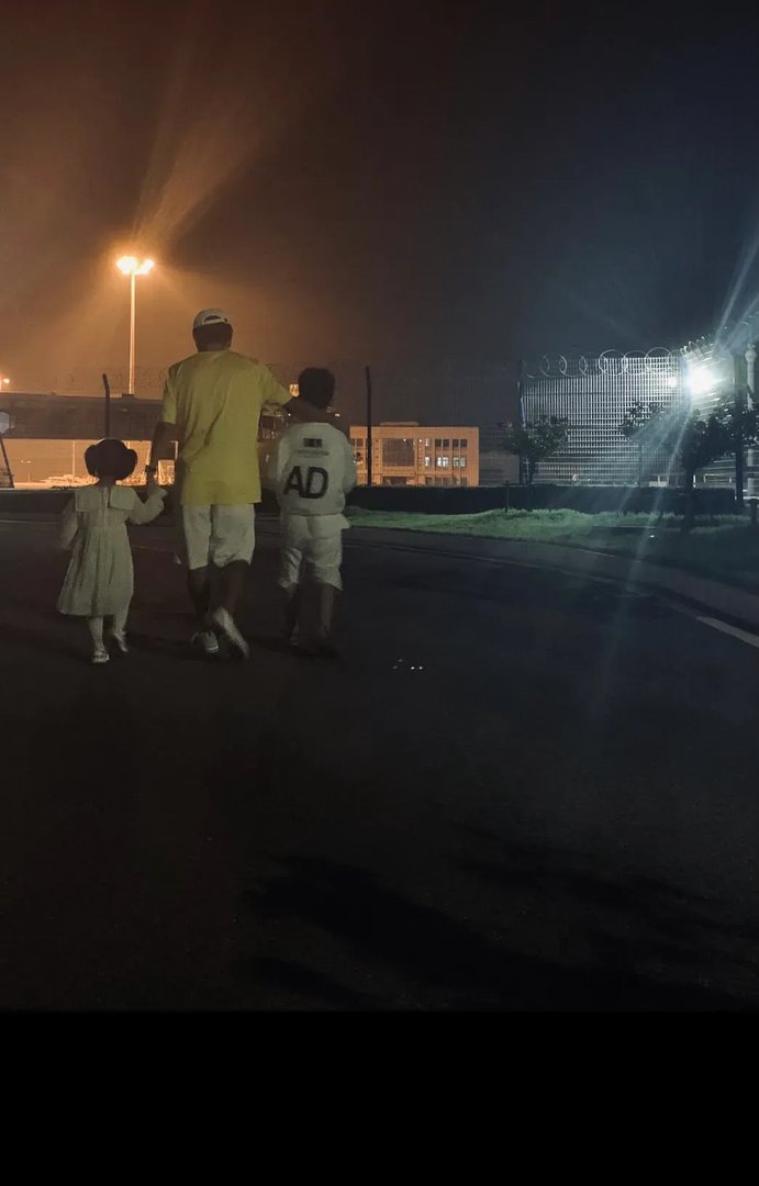 奥运冠军王楠现状，嫁大8岁富商很幸福，如今现状如何？