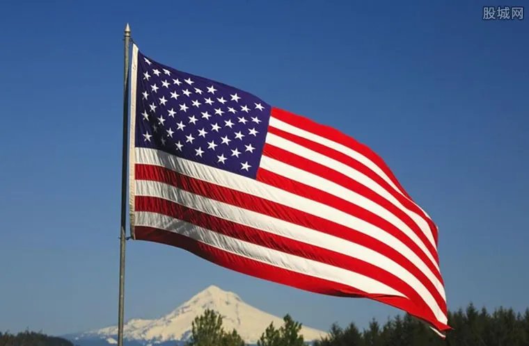 美国新冠肺炎超465万例 该国疫情形势十分严峻