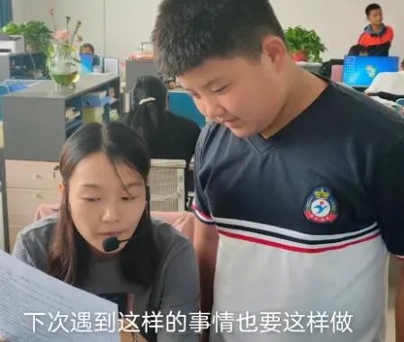 关于13岁少年智救80岁落水老人一事，你有何看法？